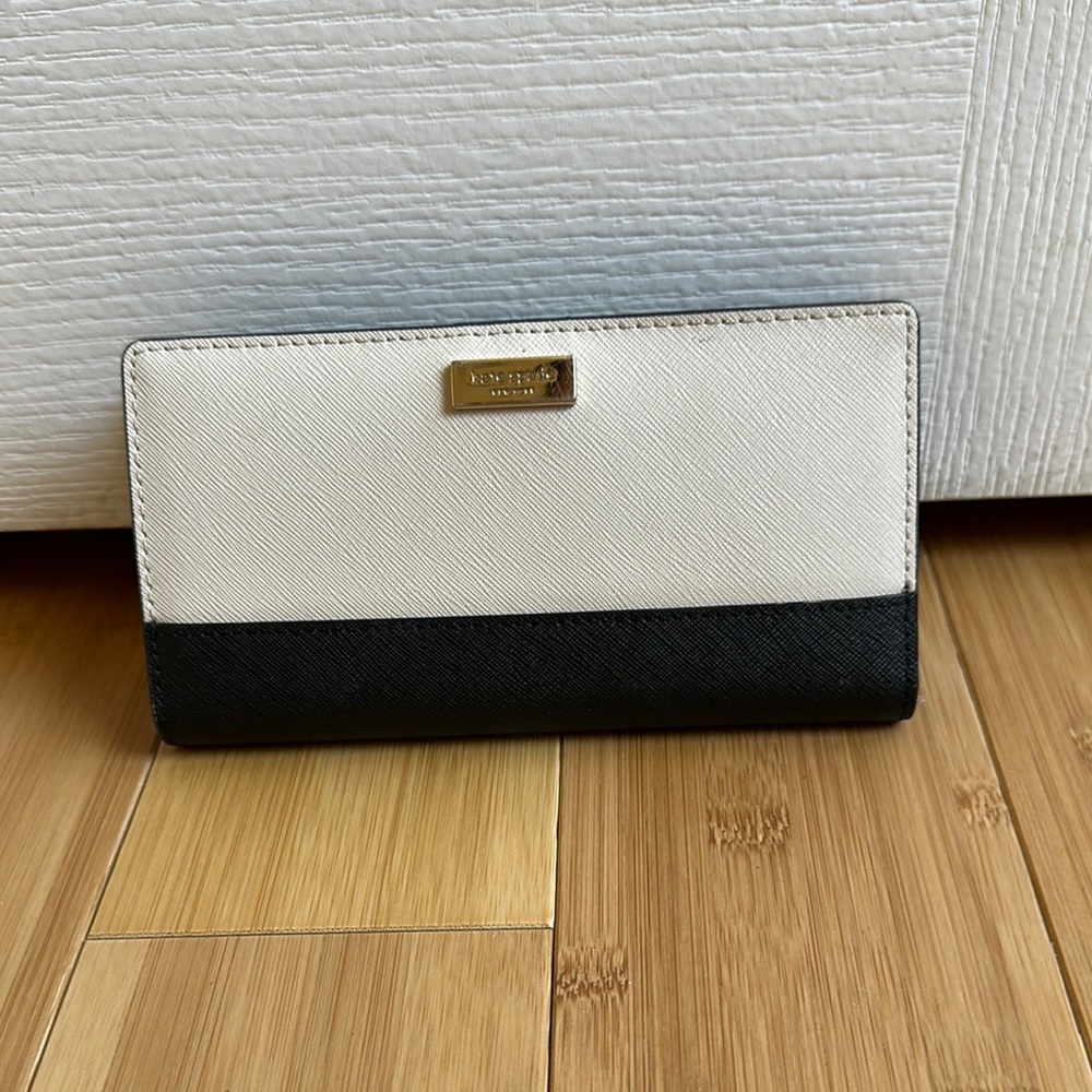 NWT Kate Spade Laurel Way Stacy